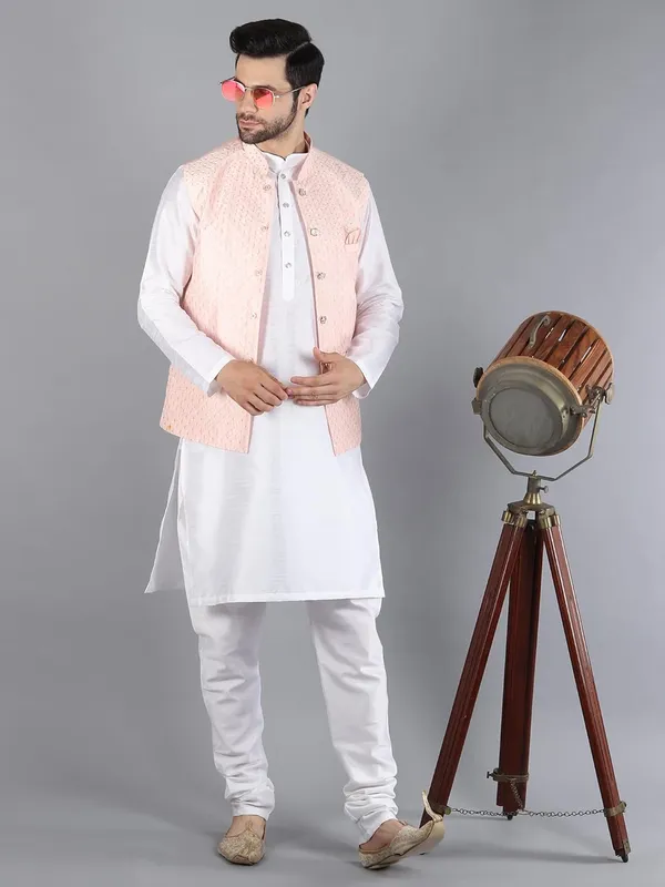 Men's_Silk_Blend_Kurta_Pajama_with_Nehru_Jacket/Modi_Jacket