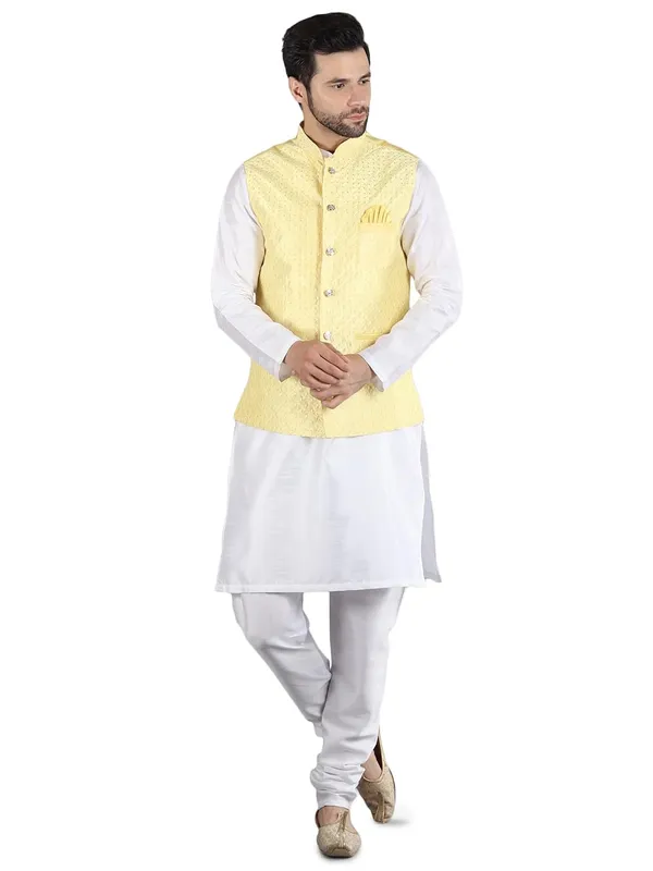 Men's_Silk_Blend_Kurta_Pajama_with_Nehru_Jacket/Modi_Jacket