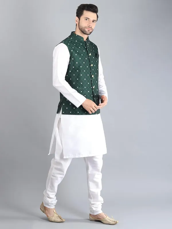 Men's_Silk_Blend_Kurta_Pajama_with_Nehru_Jacket/Modi_Jacket