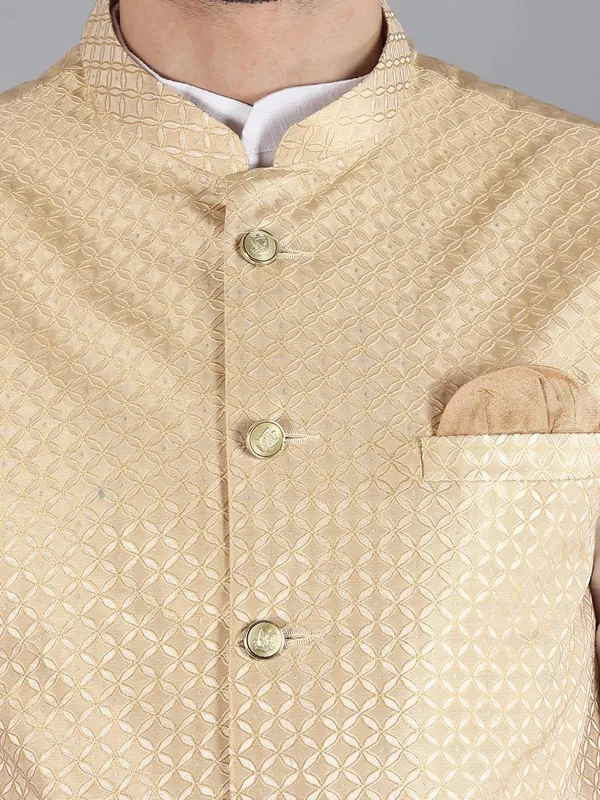 Men's_Silk_Blend_Kurta_Pajama_with_Nehru_Jacket/Modi_Jacket
