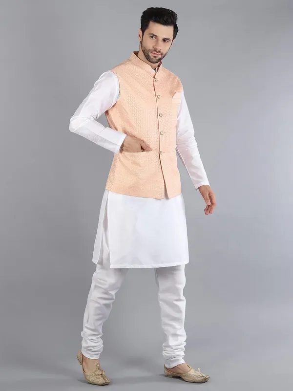 Men's_Silk_Blend_Kurta_Pajama_with_Nehru_Jacket/Modi_Jacket
