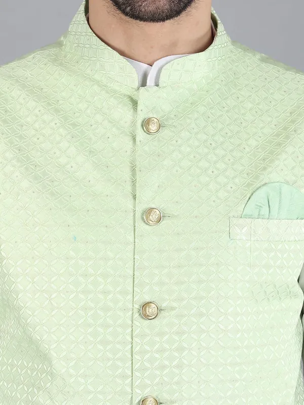 Men's_Silk_Blend_Kurta_Pajama_with_Nehru_Jacket/Modi_Jacket