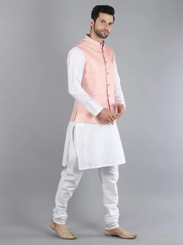 Men's_Silk_Blend_Kurta_Pajama_with_Nehru_Jacket/Modi_Jacket