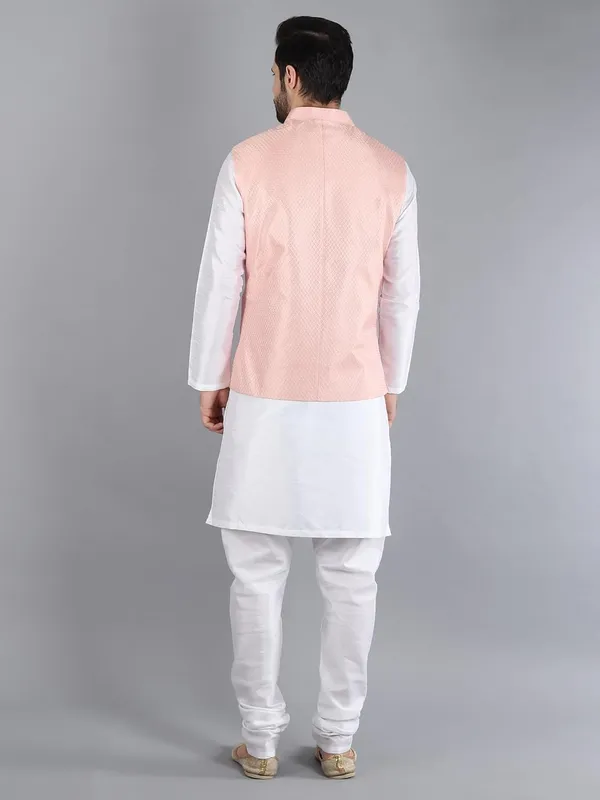Men's_Silk_Blend_Kurta_Pajama_with_Nehru_Jacket/Modi_Jacket