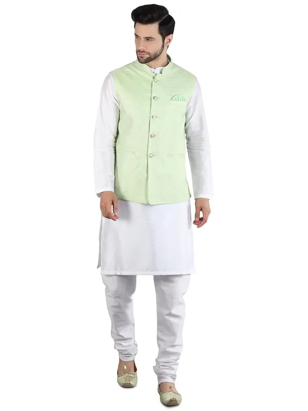 Men's_Silk_Blend_Kurta_Pajama_with_Nehru_Jacket/Modi_Jacket