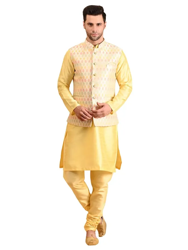 Men's_Silk_Blend_Kurta_Pajama_with_Nehru_Jacket/Modi_Jacket