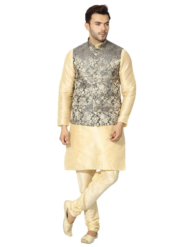 men's_Silk_Blend_Kurta_Pejama_&_Waistcot_Set