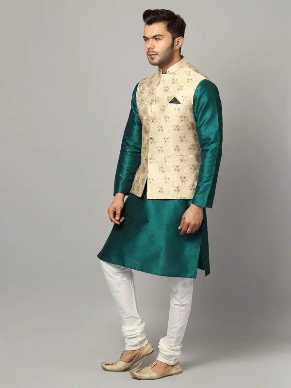 Men's_Silk_Blend_Regular_Kurta_Churidar_Pyjama_with_Bundi_Nehru_Jacket/Waistcoat
