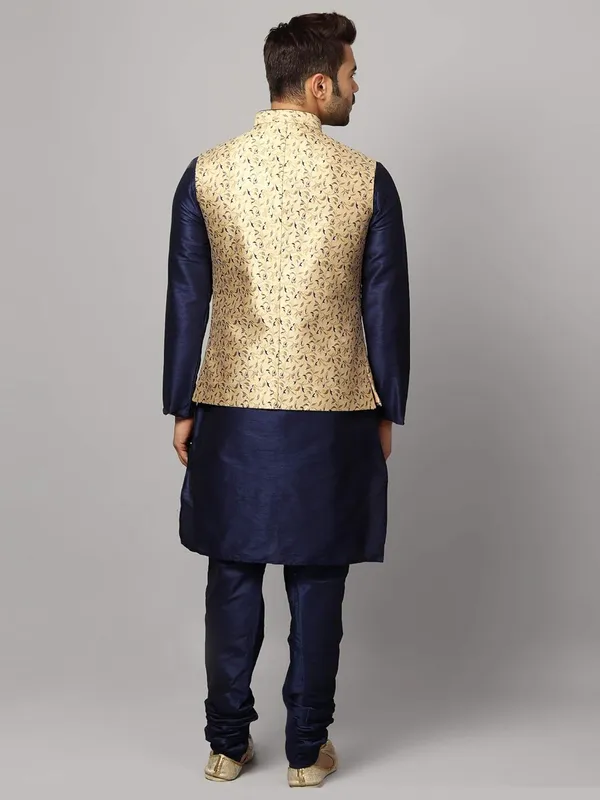 Men's_Silk_Blend_Regular_Kurta_Churidar_Pyjama_with_Bundi_Nehru_Jacket/Waistcoat