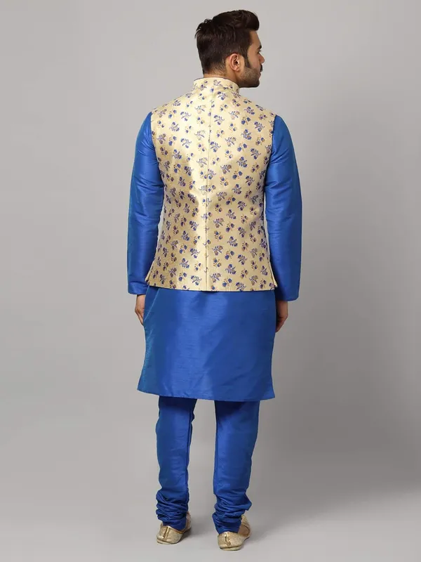 Men's_Silk_Blend_Regular_Kurta_Churidar_Pyjama_with_Bundi_Nehru_Jacket/Waistcoat