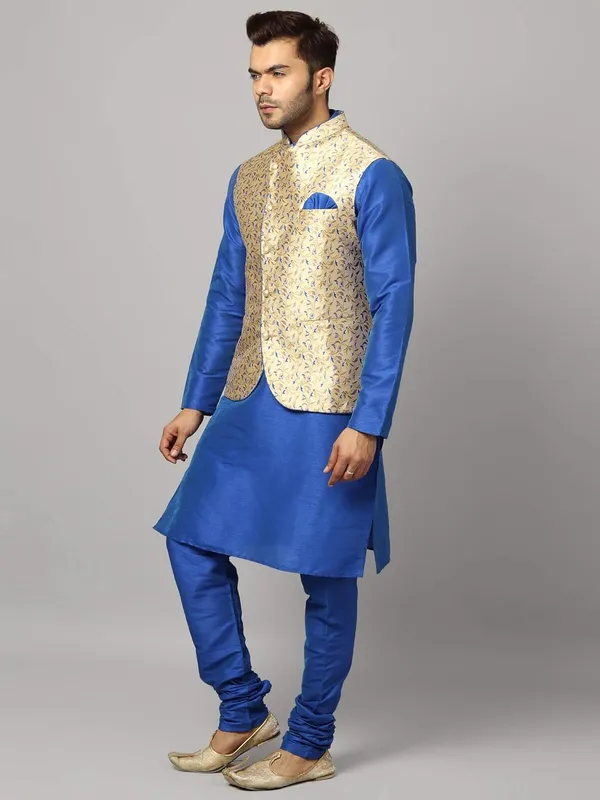 Men's_Silk_Blend_Regular_Kurta_Churidar_Pyjama_with_Bundi_Nehru_Jacket/Waistcoat