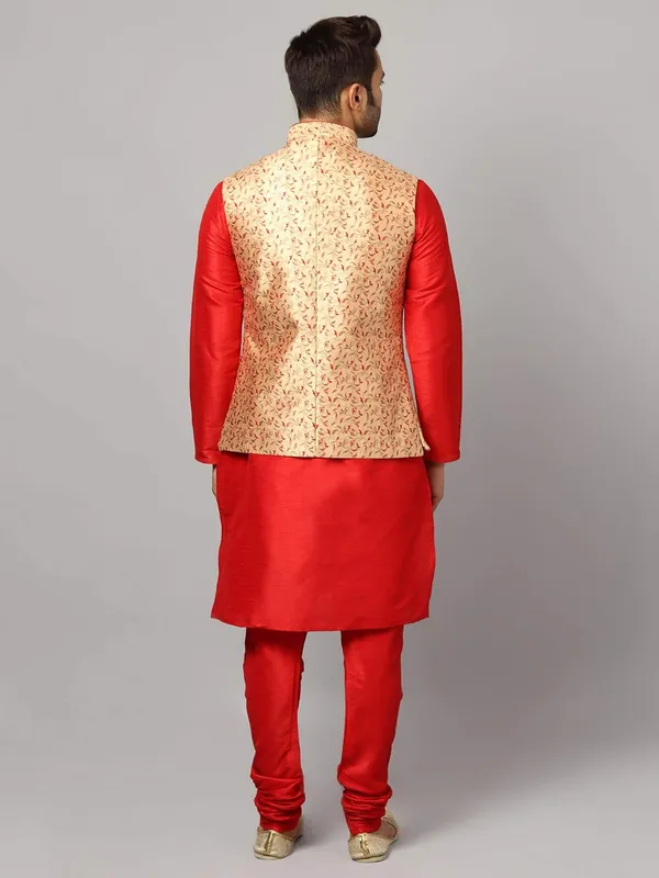 Men's_Silk_Blend_Regular_Kurta_Churidar_Pyjama_with_Bundi_Nehru_Jacket/Waistcoat