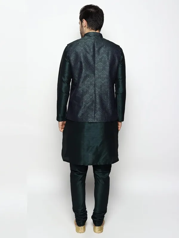 Men's_Silk_Blend_Kurta_Pajama_with_Designer_Ethnic_Nehru_Jacket/Modi_Jacket?