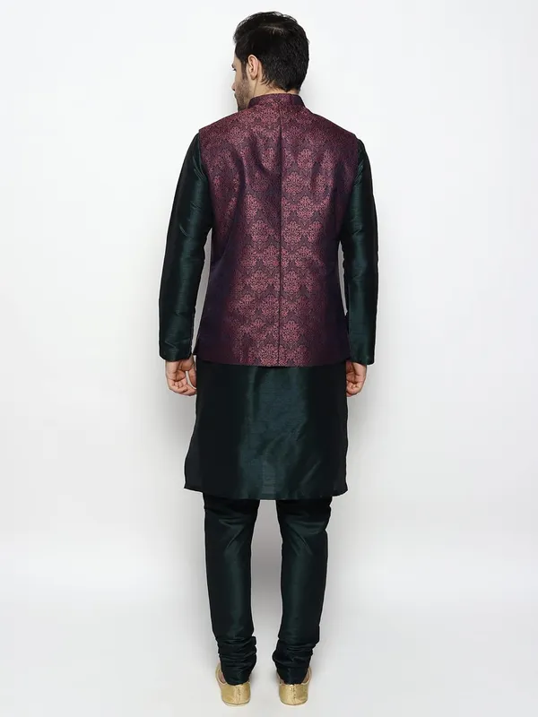 Men's_Silk_Blend_Kurta_Pajama_with_Designer_Ethnic_Nehru_Jacket/Modi_Jacket?
