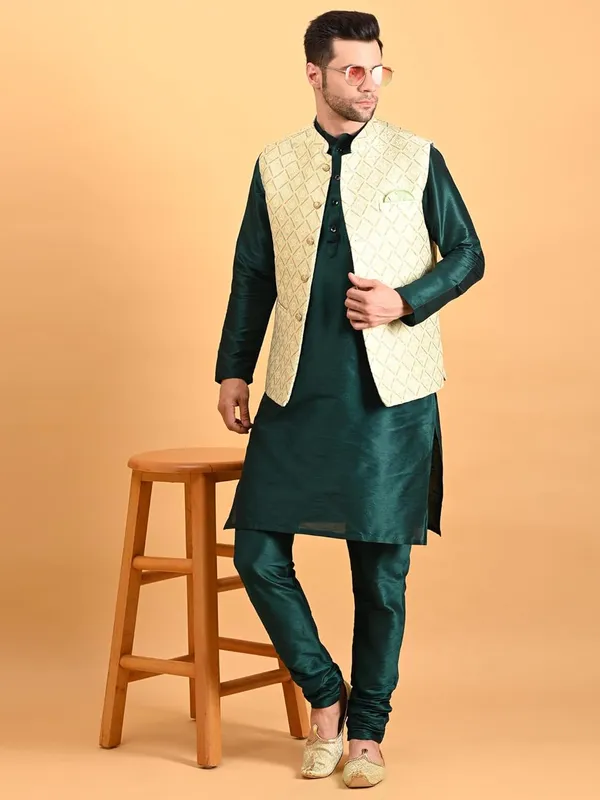 Men's_Silk_Blend_Kurta_Pajama_with_Designer_Ethnic_Nehru_Jacket/Modi_Jacket