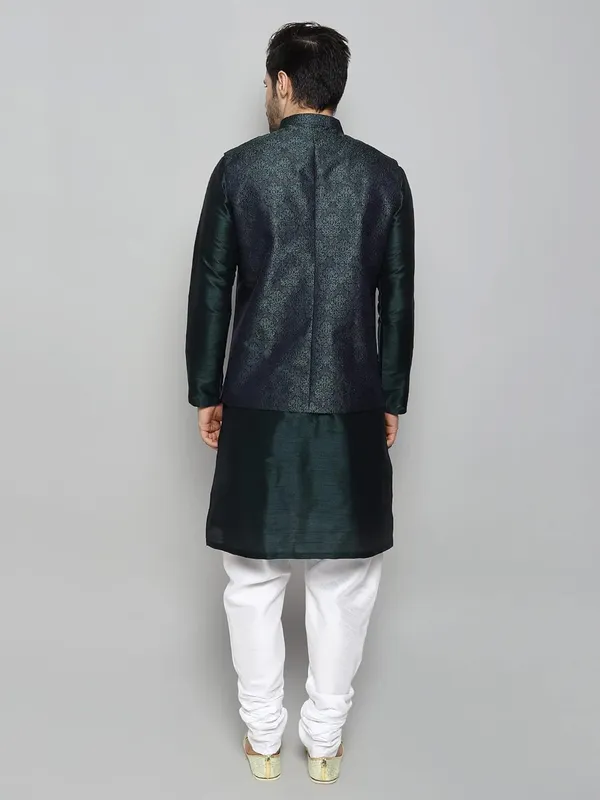 Men's_Silk_Blend_Kurta_Pajama_with_Designer_Ethnic_Nehru_Jacket/Modi_Jacket?