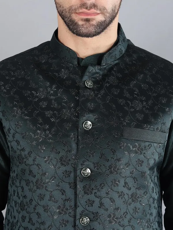 Men's_Silk_Blend_Kurta_Pajama_with_Designer_Ethnic_Nehru_Jacket/Modi_Jacket