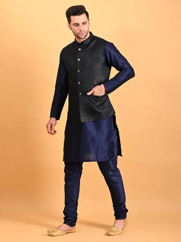 Men's_Silk_Blend_Kurta_Pajama_with_Designer_Ethnic_Nehru_Jacket/Modi_Jacket