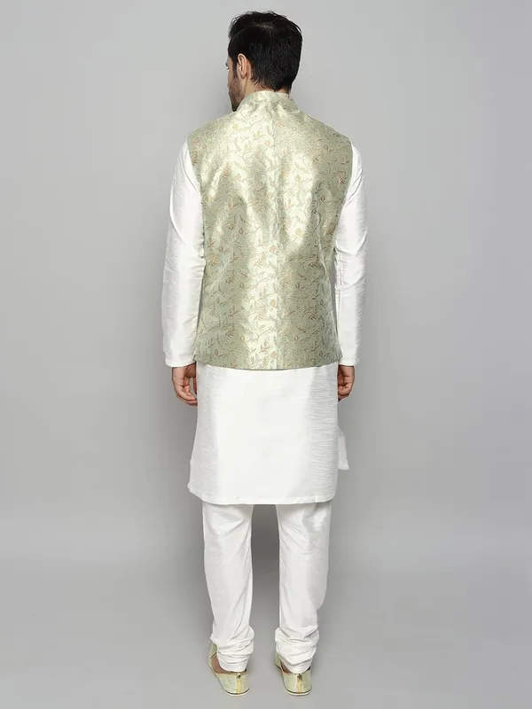 Men's_Silk_Blend_Kurta_Pajama_with_Designer_Ethnic_Nehru_Jacket/Modi_Jacket?