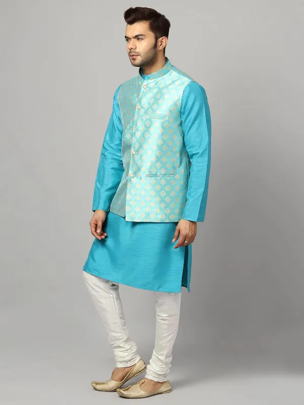 Men's_Silk_Blend_Regular_Kurta_Churidar_Pyjama_with_Bundi_Nehru_Jacket/Waistcoat