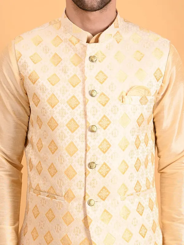 Men's_Silk_Blend_Kurta_Pajama_with_Designer_Ethnic_Nehru_Jacket/Modi_Jacket