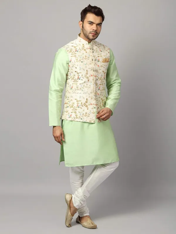 Men's_Silk_Blend_Regular_Kurta_Churidar_Pyjama_with_Bundi_Nehru_Jacket/Waistcoat