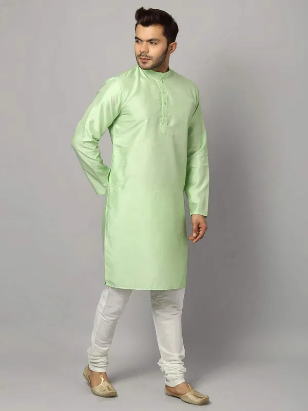Men's_Silk_Blend_Regular_Kurta_Churidar_Pyjama_with_Bundi_Nehru_Jacket/Waistcoat