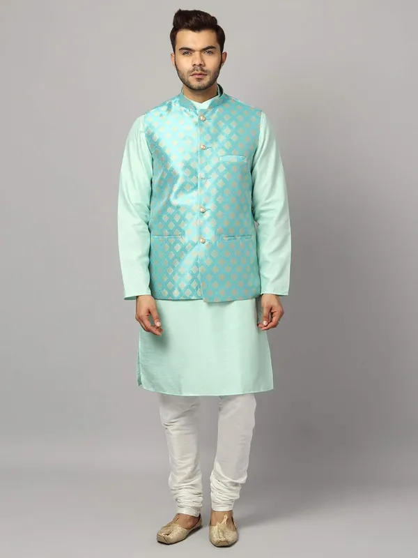 Men's_Silk_Blend_Regular_Kurta_Churidar_Pyjama_with_Bundi_Nehru_Jacket/Waistcoat