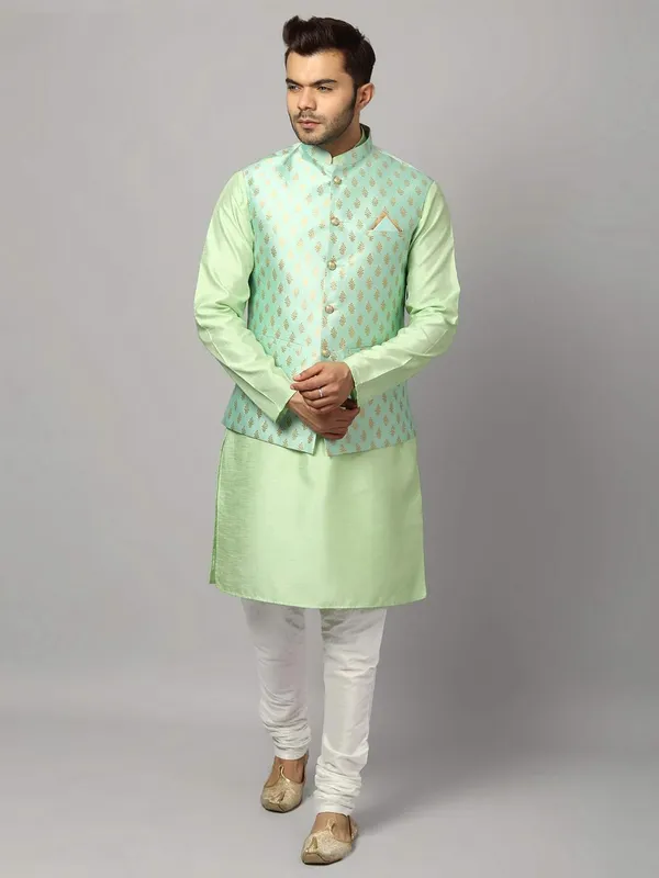 Men's_Silk_Blend_Regular_Kurta_Churidar_Pyjama_with_Bundi_Nehru_Jacket/Waistcoat