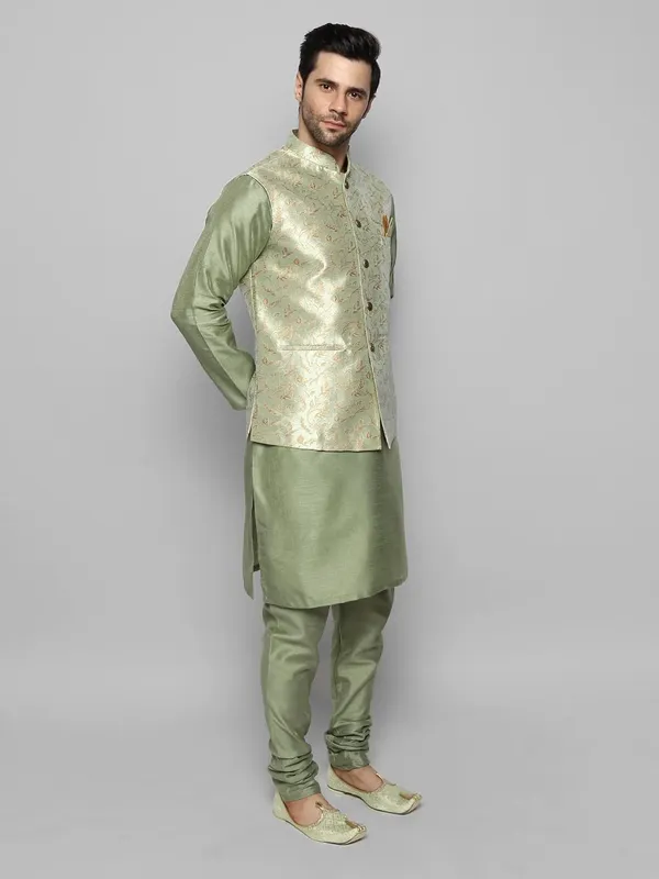 Men's_Silk_Blend_Kurta_Pajama_with_Designer_Ethnic_Nehru_Jacket/Modi_Jacket?
