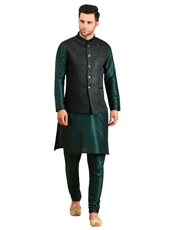 Men's_Silk_Blend_Kurta_Pajama_with_Designer_Ethnic_Nehru_Jacket/Modi_Jacket
