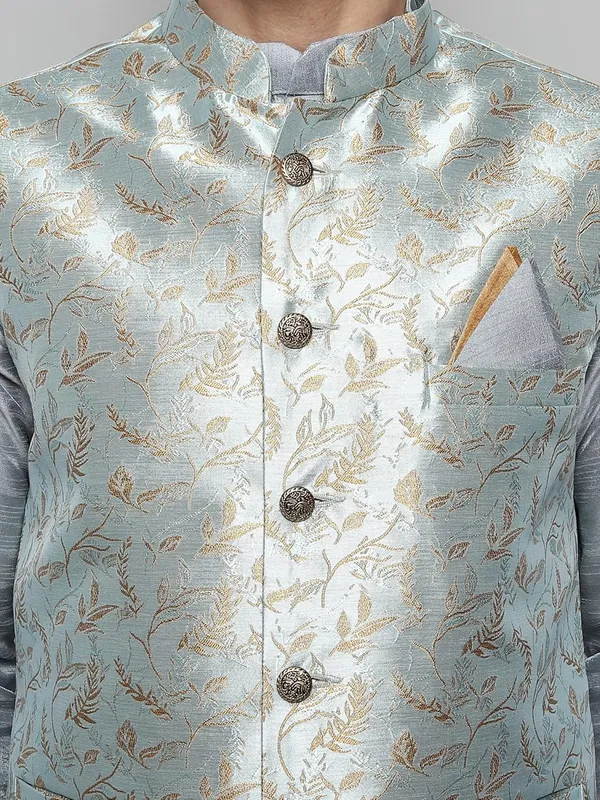 Men's_Silk_Blend_Kurta_Pajama_with_Designer_Ethnic_Nehru_Jacket/Modi_Jacket?