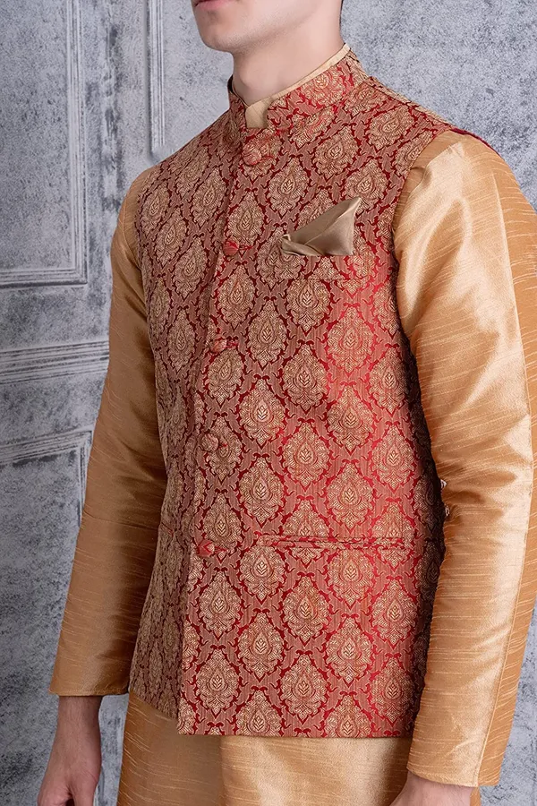 Men's_Silk_Blend_Regular_Kurta_Churidar_Pyjama_with_Bundi_Nehru_Jacket/Waistcoat