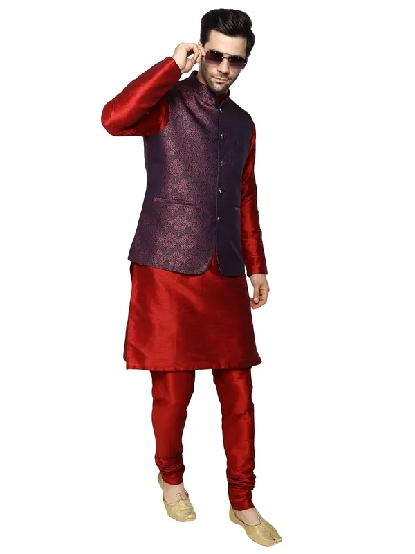 Men's_Silk_Blend_Kurta_Pajama_with_Designer_Ethnic_Nehru_Jacket/Modi_Jacket?