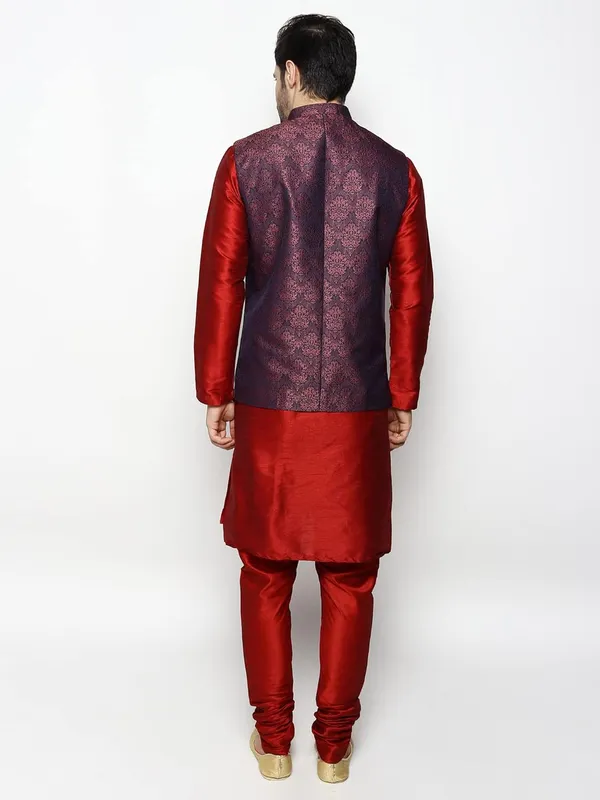 Men's_Silk_Blend_Kurta_Pajama_with_Designer_Ethnic_Nehru_Jacket/Modi_Jacket?