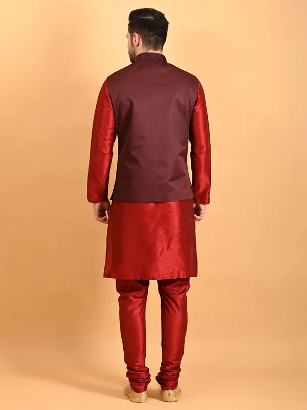 Men's_Silk_Blend_Kurta_Pajama_with_Designer_Ethnic_Nehru_Jacket/Modi_Jacket