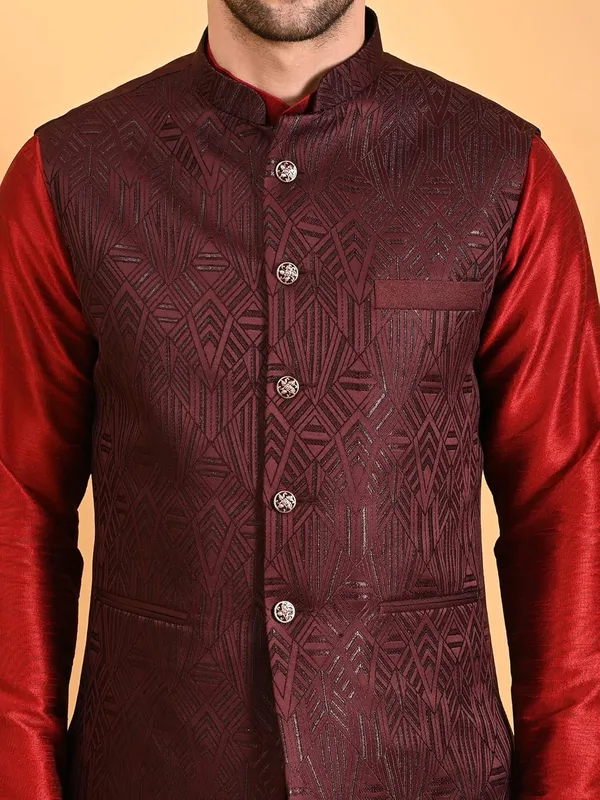 Men's_Silk_Blend_Kurta_Pajama_with_Designer_Ethnic_Nehru_Jacket/Modi_Jacket
