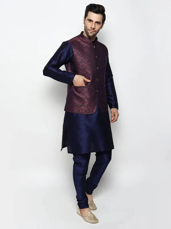 Men's_Silk_Blend_Kurta_Pajama_with_Designer_Ethnic_Nehru_Jacket/Modi_Jacket?