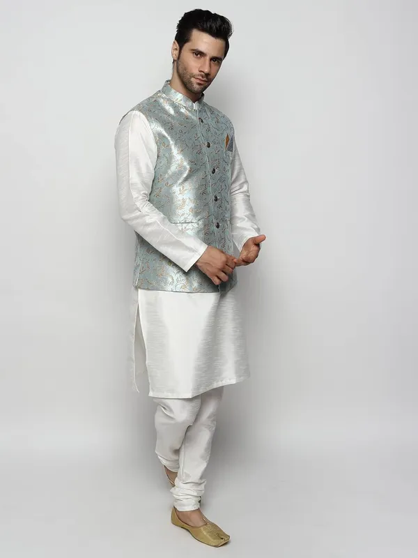 Men's_Silk_Blend_Kurta_Pajama_with_Designer_Ethnic_Nehru_Jacket/Modi_Jacket?