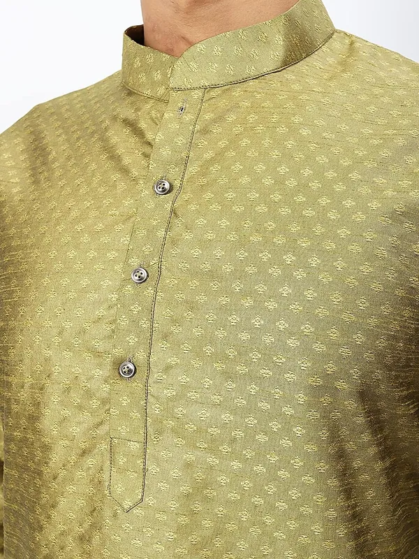 Silk_Blend_Men's_Kurta_Pyjama_Set/Kurta_Pajama_for_Men