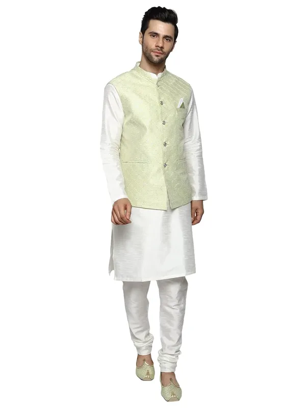 Men's_Silk_Blend_Regular_Kurta_Churidar_Pyjama_with_Bundi_Nehru_Jacket/Waistcoat