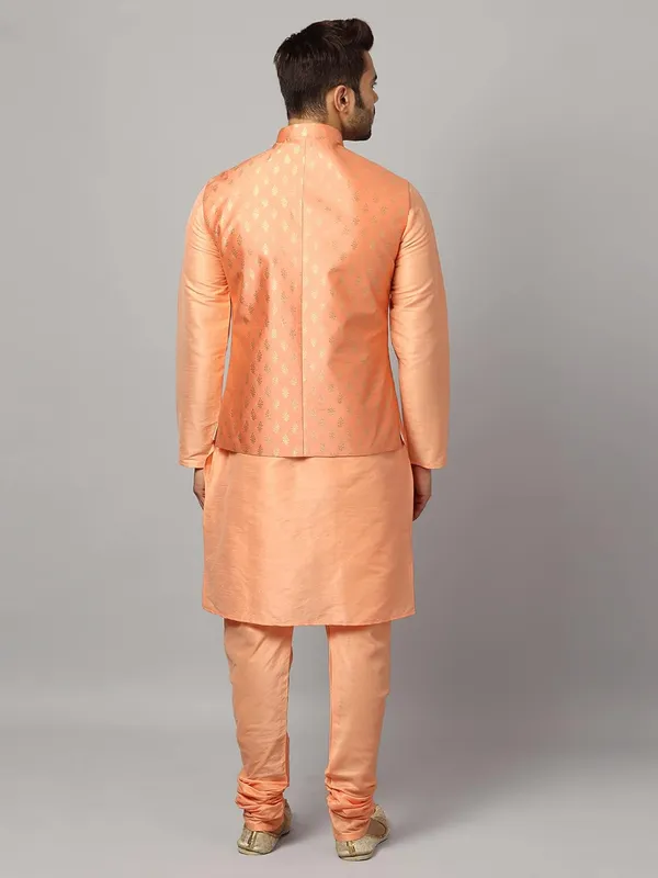Men's_Silk_Blend_Regular_Kurta_Churidar_Pyjama_with_Bundi_Nehru_Jacket/Waistcoat