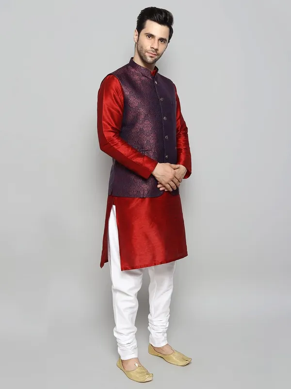 Men's_Silk_Blend_Kurta_Pajama_with_Designer_Ethnic_Nehru_Jacket/Modi_Jacket?