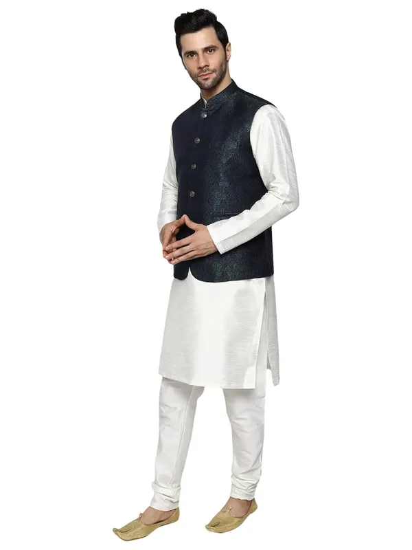 Men's_Silk_Blend_Kurta_Pajama_with_Designer_Ethnic_Nehru_Jacket/Modi_Jacket?