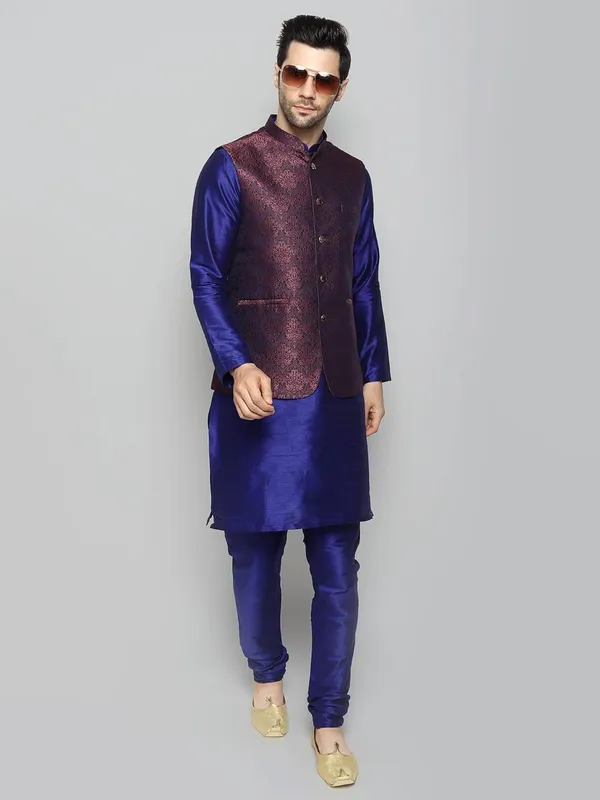 Men's_Silk_Blend_Kurta_Pajama_with_Designer_Ethnic_Nehru_Jacket/Modi_Jacket?