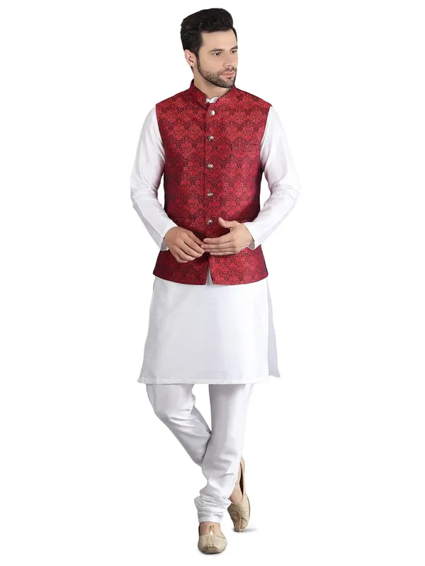 Men's_Silk_Blend_Kurta_Pajama_with_Designer_Ethnic_Nehru_Jacket/Modi_Jacket?