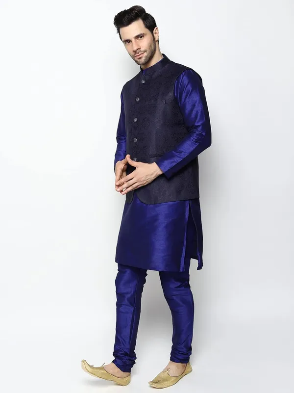 Men's_Silk_Blend_Kurta_Pajama_with_Designer_Ethnic_Nehru_Jacket/Modi_Jacket?