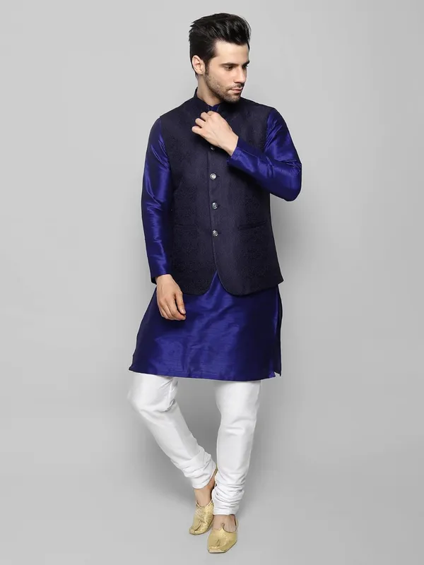 Men's_Silk_Blend_Kurta_Pajama_with_Designer_Ethnic_Nehru_Jacket/Modi_Jacket?