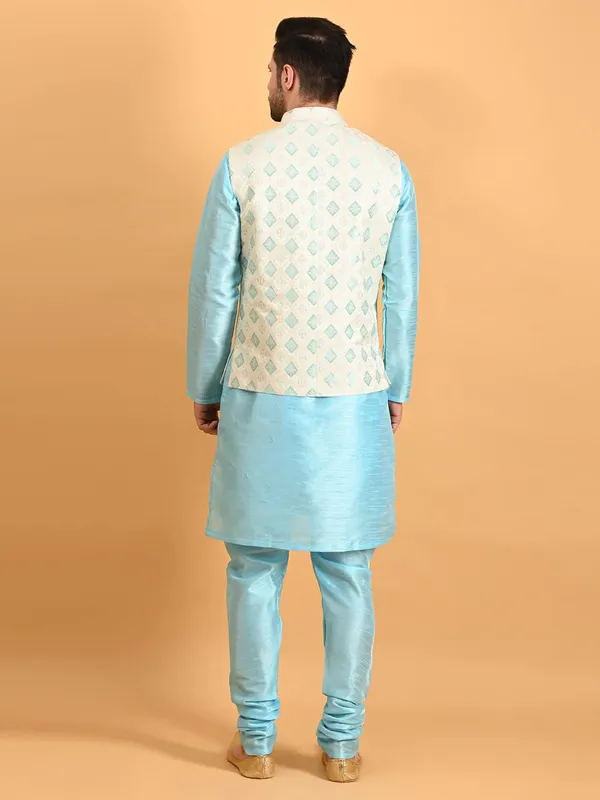 Men's_Silk_Blend_Kurta_Pajama_with_Designer_Ethnic_Nehru_Jacket/Modi_Jacket