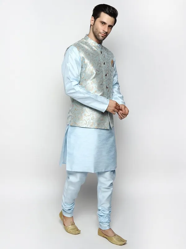 Men's_Silk_Blend_Kurta_Pajama_with_Designer_Ethnic_Nehru_Jacket/Modi_Jacket?